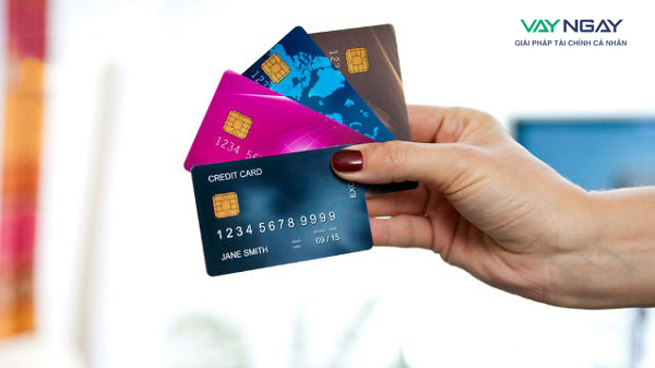 Các ngân hàng trả góp bằng thẻ tín dụng uy tín Easy Credit, Cash24,...
